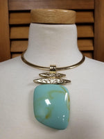 Turquoise and Hammered Gold Necklace Set (6932591214643)
