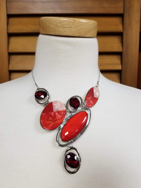 Red Glass and Resin Necklace Set (6932594851891)