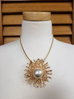 Pearl Abstract Pendant Necklace Set (7030931980339)