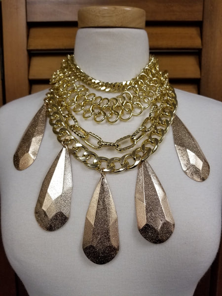 Multi-Layered Chain Link And Teardrop Statement Necklace Set (7390499307571)