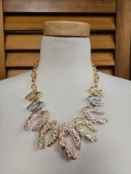 Textured Tri-Colored Abstract Necklace Set (7660473843763)