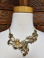 Gold Textured Flower Necklace Set (6818722971699)